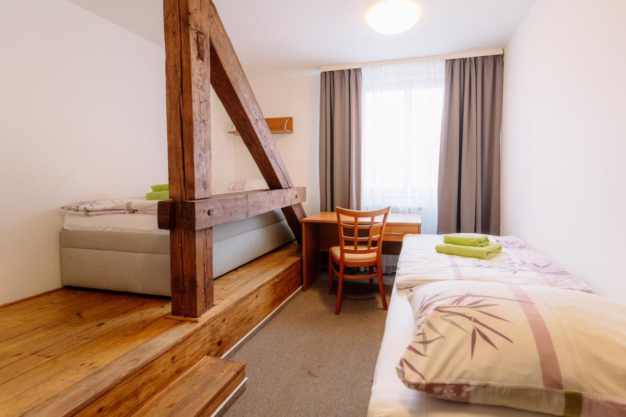 Otel Marianeum 3*